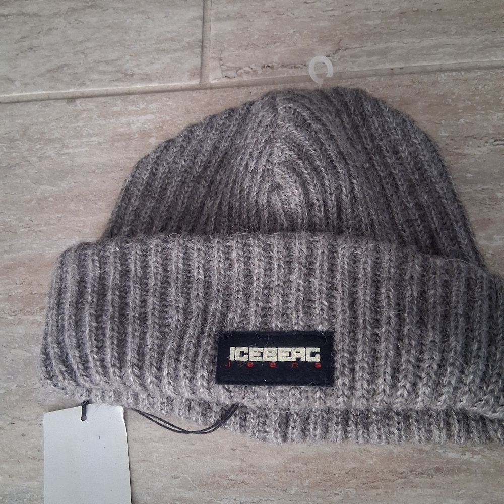 Iceberg Jeans Ribbed Gray Beanie